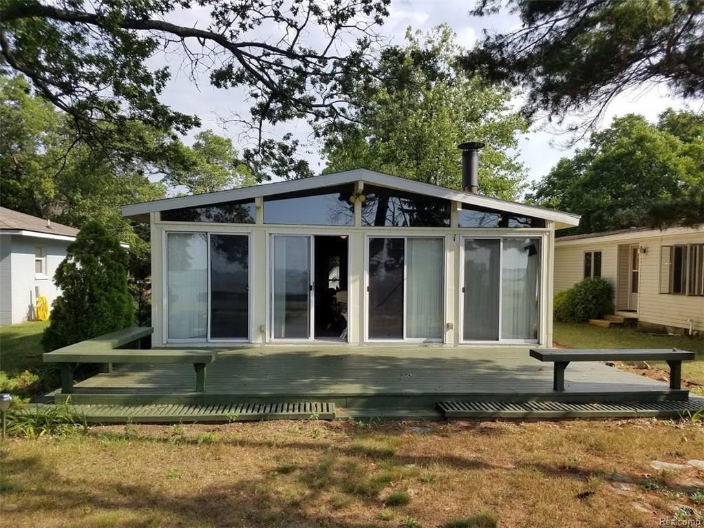 8539 Point Charities Ave - Photo 1