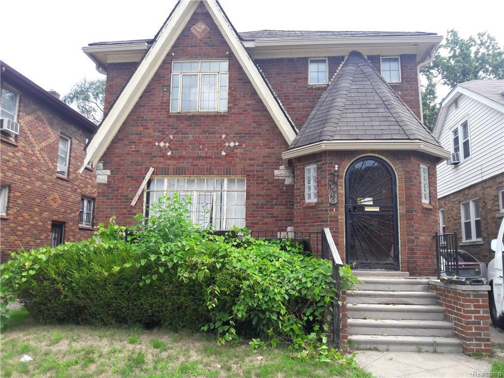 16636 Sorrento St - Photo 1