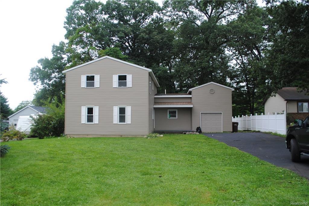 3881 Stein Rd - Photo 1