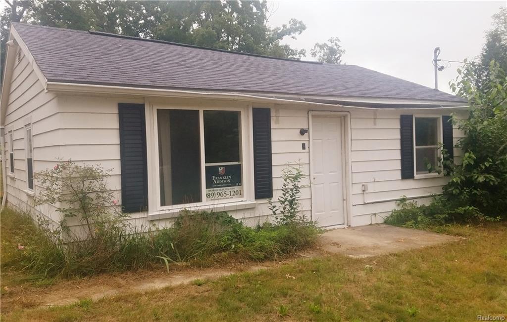 2481 2ND ST - Photo 1
