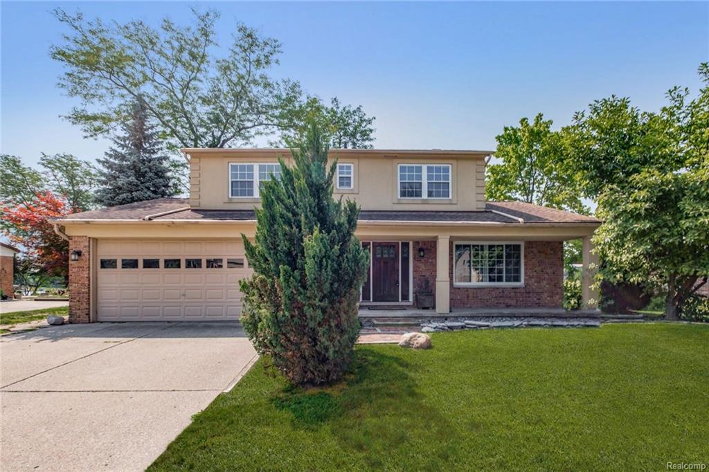 1898 Lyster Ln - Photo 1