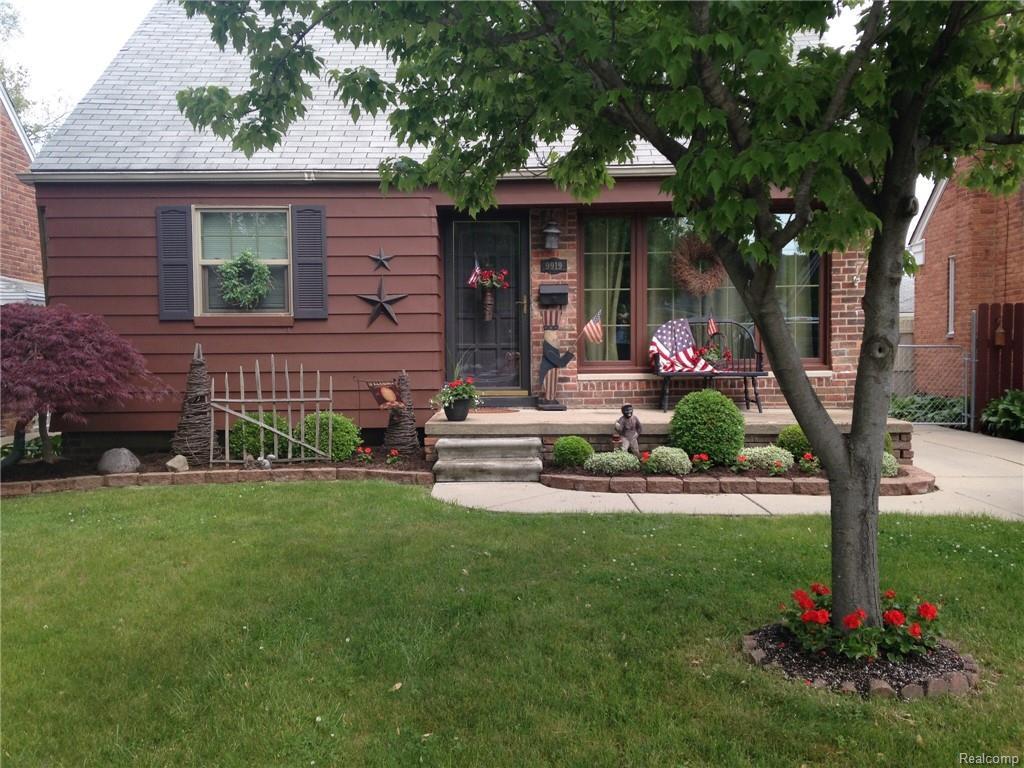 9919 Ruth Ave - Photo 1