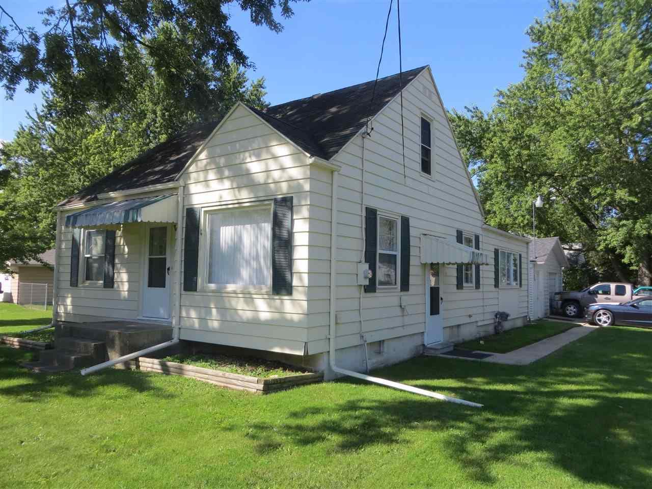 4113 Doran - Photo 1