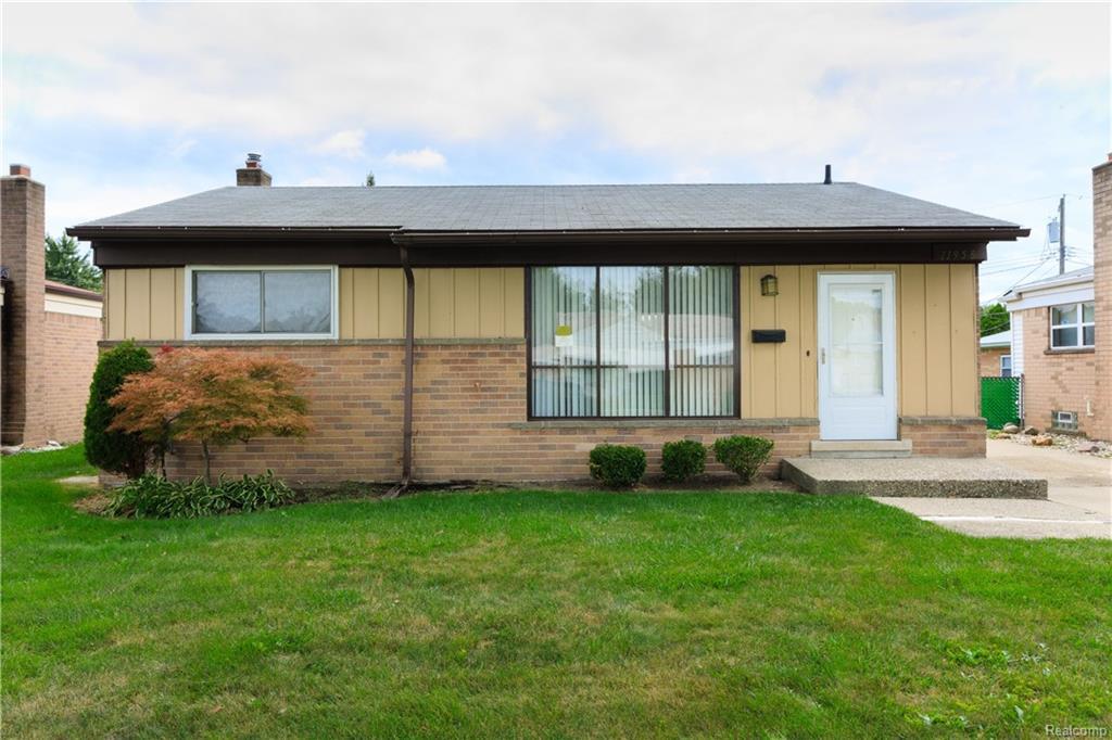 11958 Stamford Ave - Photo 1