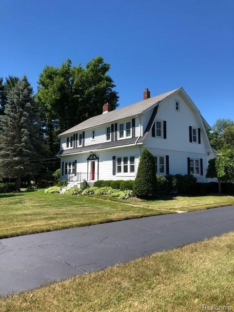 2297 Farnsworth Rd - Photo 1