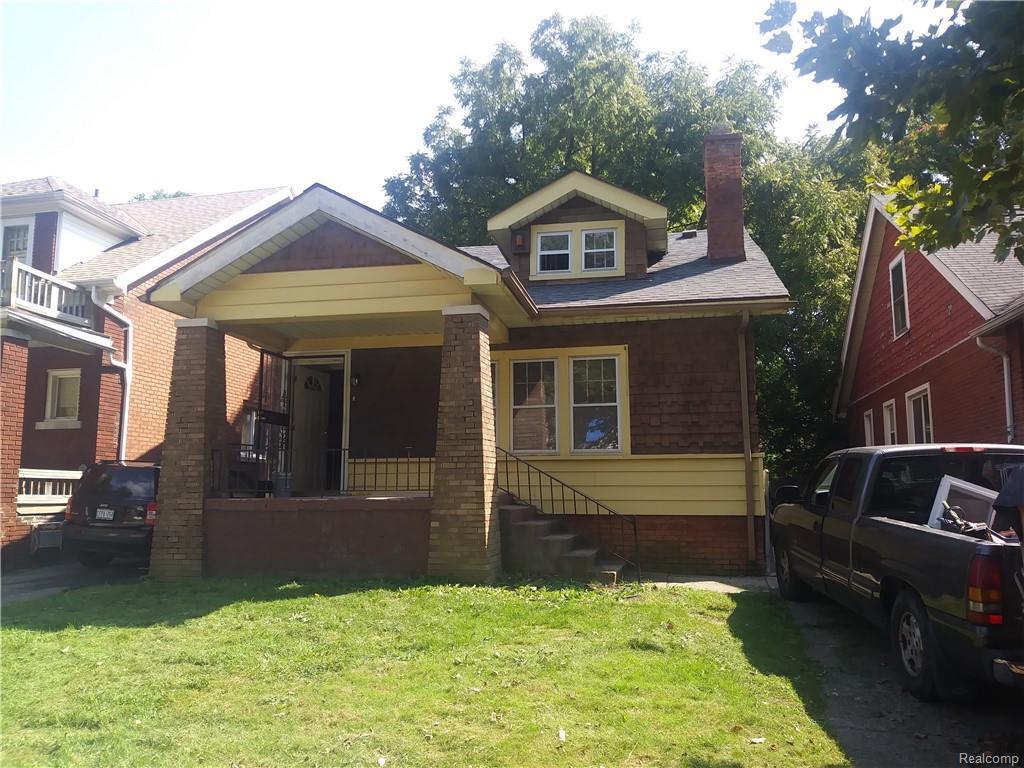 9208 Manor St - Photo 1