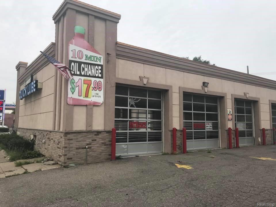 20194 Van Dyke St - Photo 1