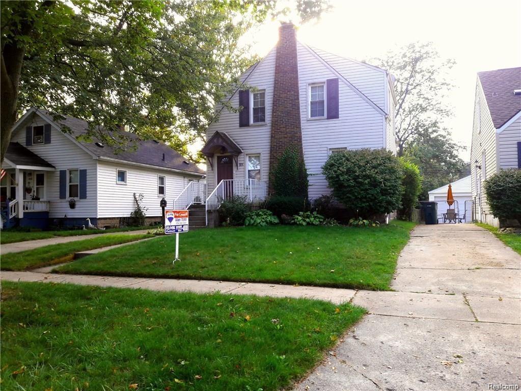 809 Dorchester Ave - Photo 1