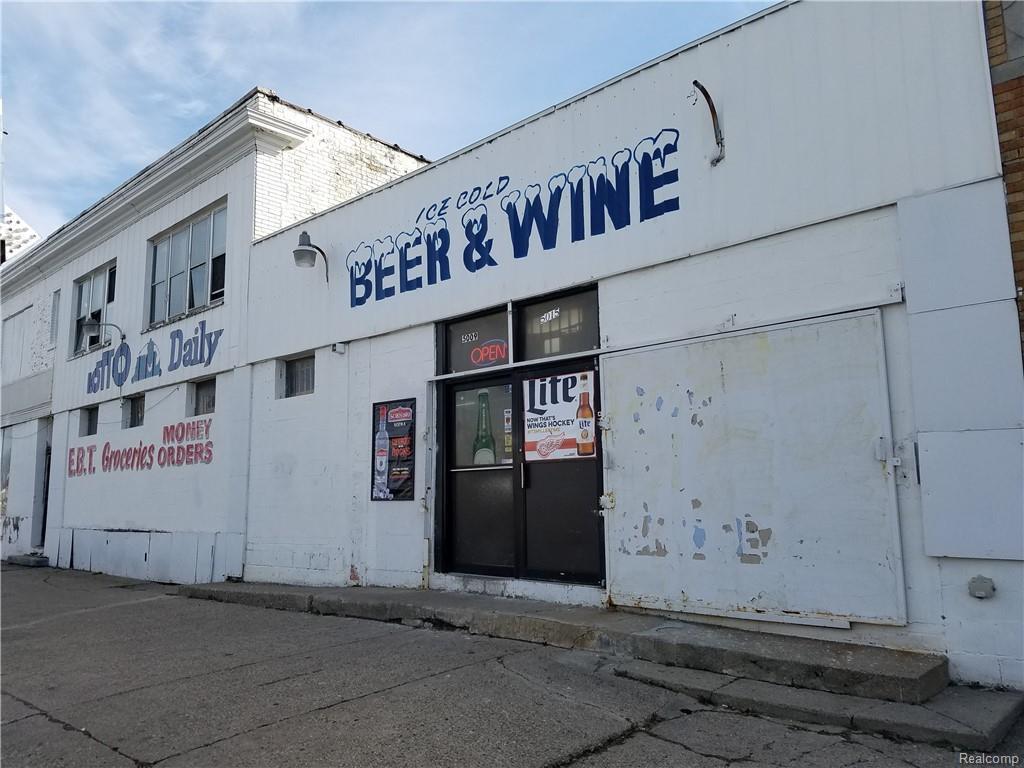 5009 Tireman St - Photo 1
