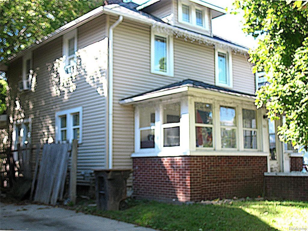161 Summit St - Photo 1