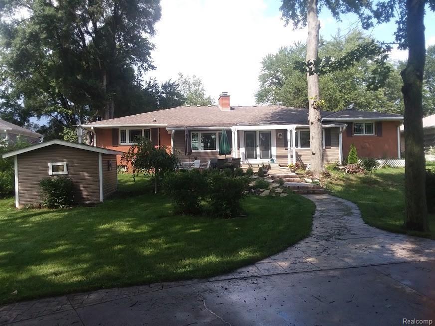 4538 Motorway Dr - Photo 1