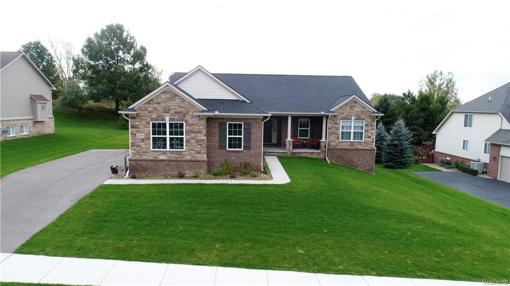 109 Willow Lake Dr - Photo 1