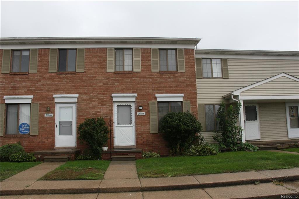 29258 Brittany Dr - Photo 1