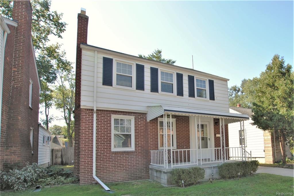 210 Oakridge St - Photo 1