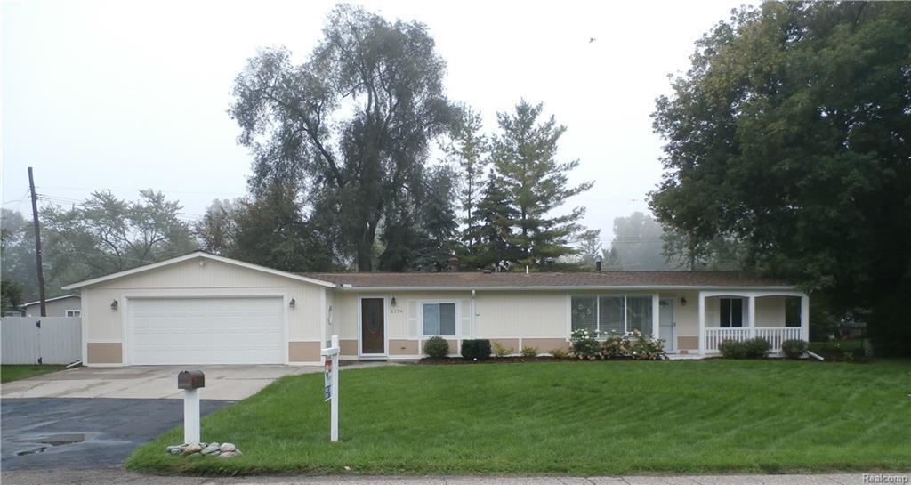 1176 Beta Rd - Photo 1