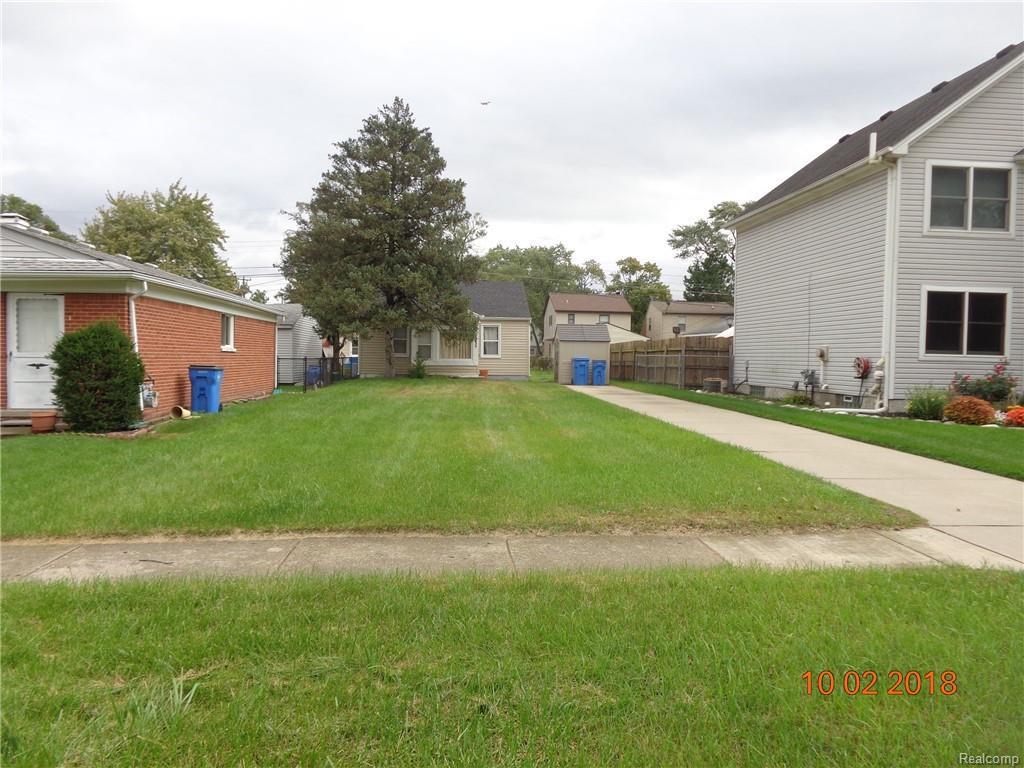 5752 Colonial St - Photo 1
