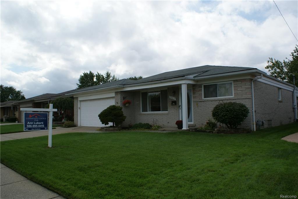 30633 Moulin Ave - Photo 1