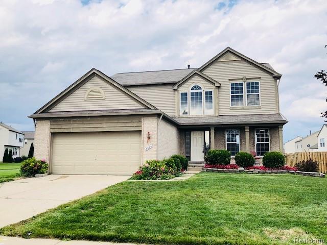 7975 Berwick Dr - Photo 1