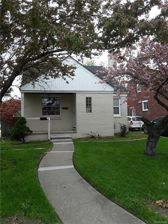 20950 Vernier Rd - Photo 1