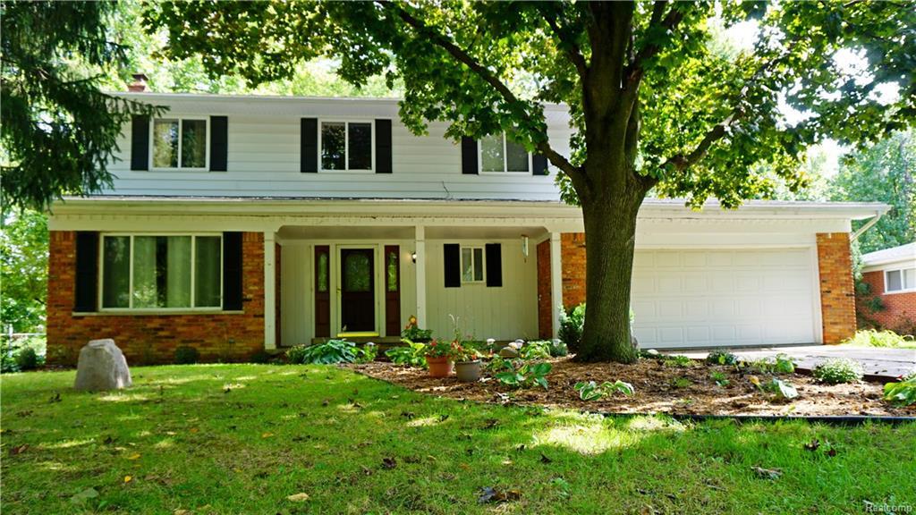 5423 Antoinette Dr - Photo 1