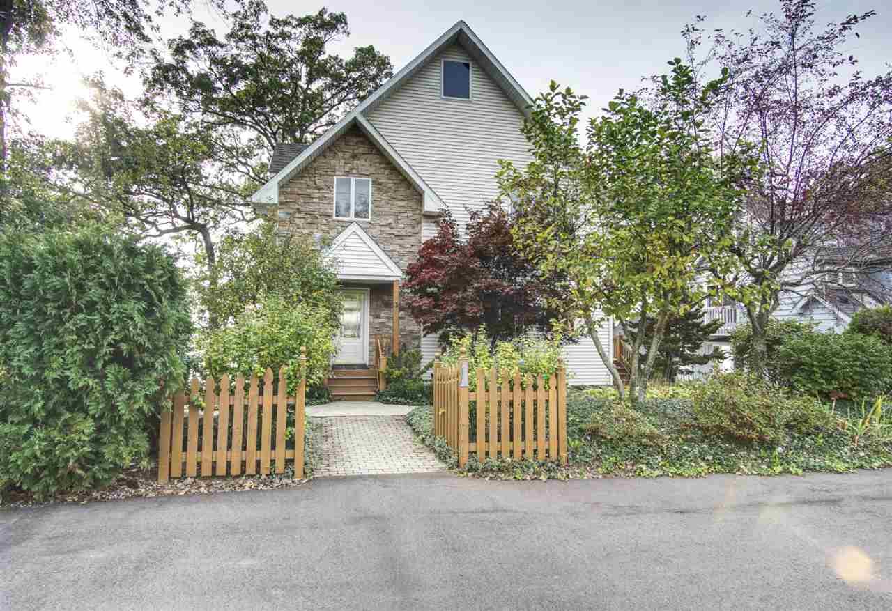 4658 Round Lake Hwy - Photo 1