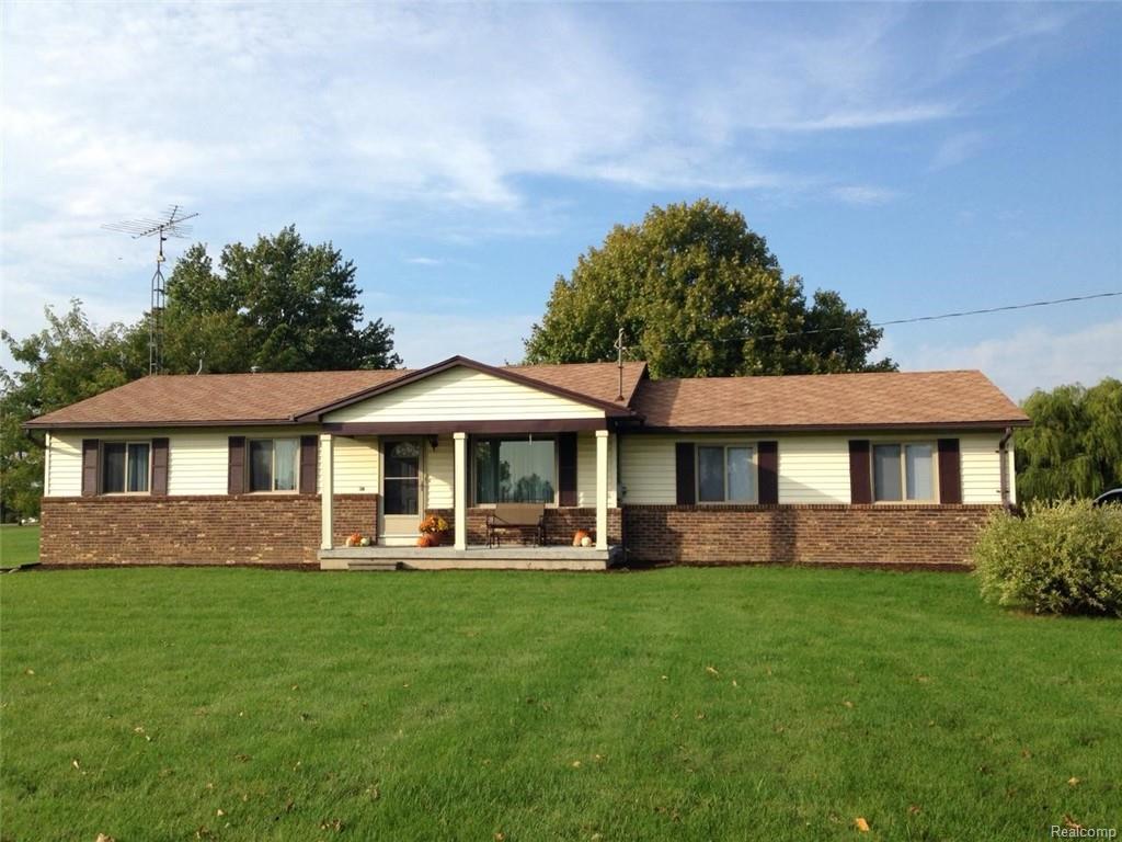 8484 Smith Rd - Photo 1