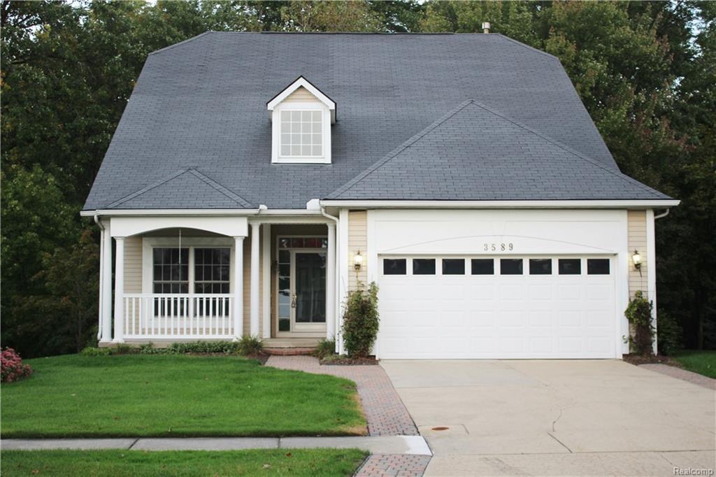 3589 Riverside Dr - Photo 1