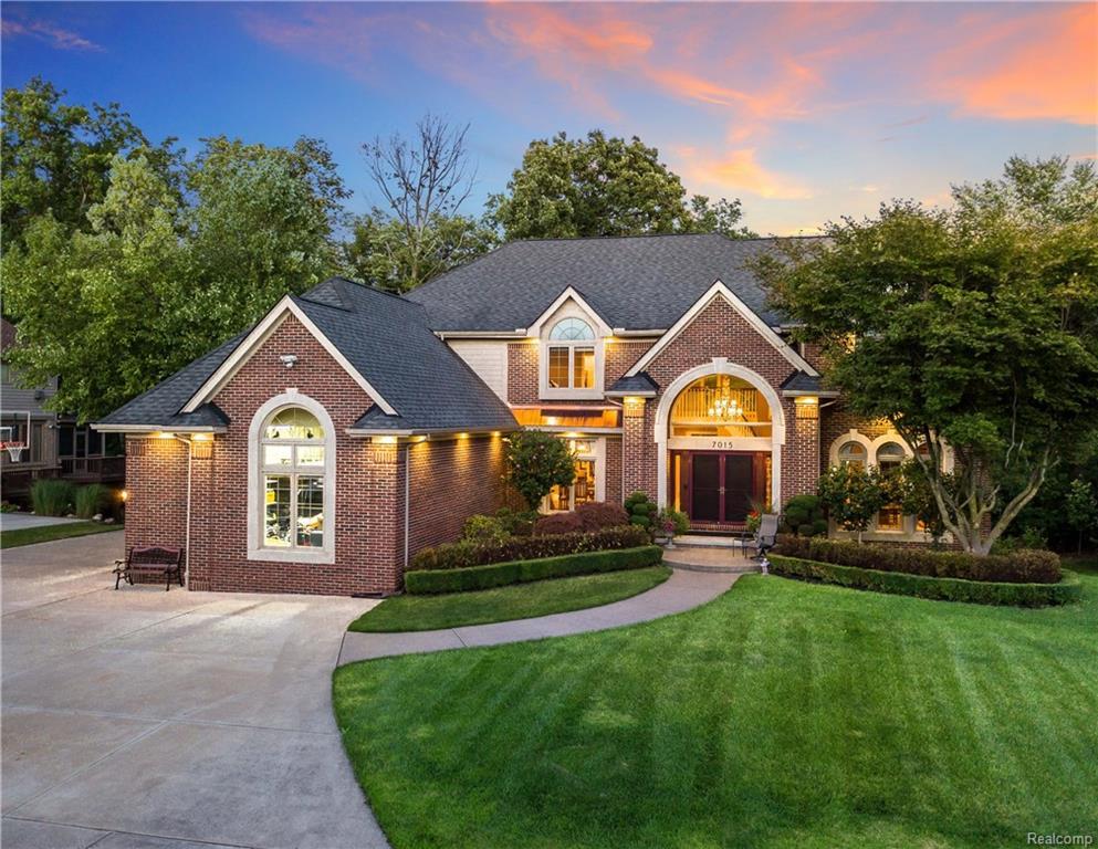 7015 Hawk Woods Crt - Photo 1