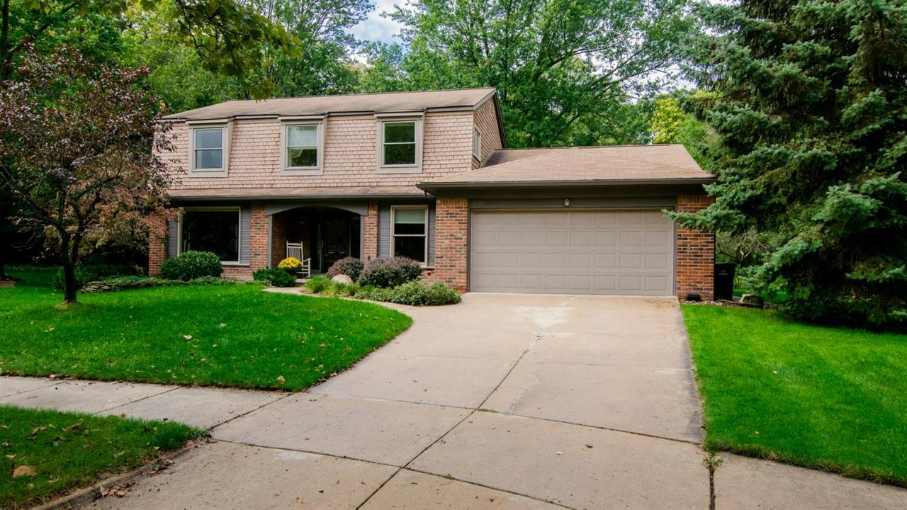 3361 Yellowstone Dr - Photo 1