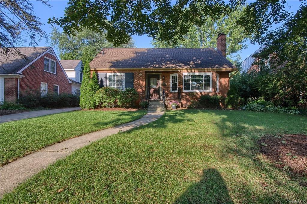 986 Harding St - Photo 1