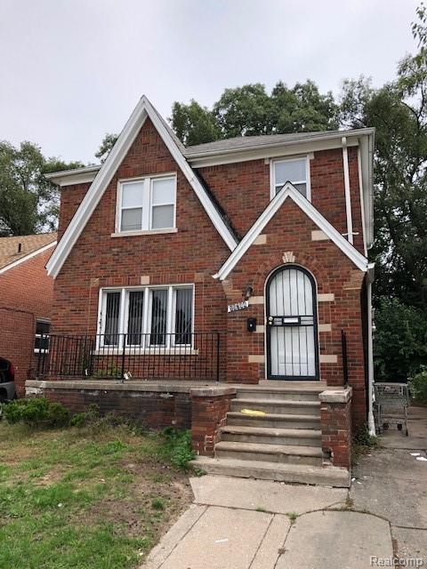 15744 Sorrento St - Photo 1
