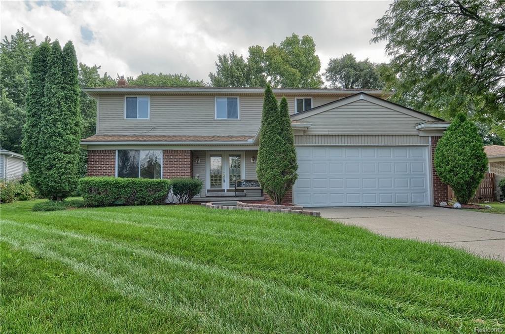 6581 Beverly Crest Dr - Photo 1