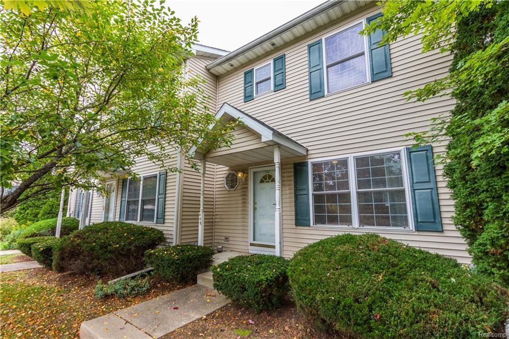440 Livernois St - Photo 1