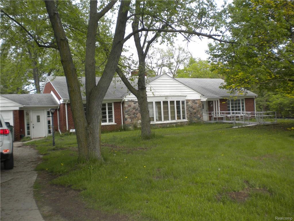 5405 Auburn Rd - Photo 1