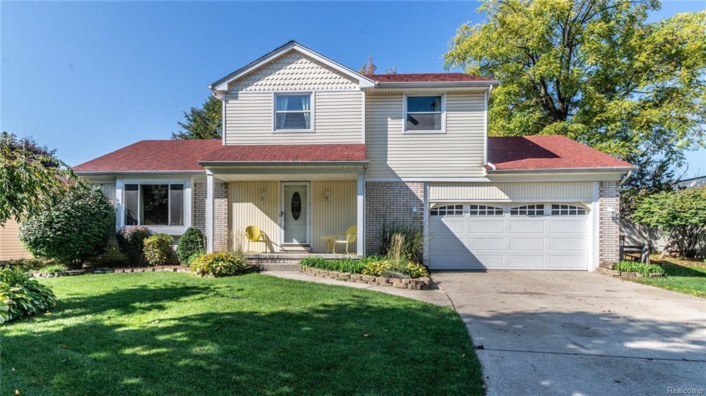 34288 Parkdale Crt - Photo 1