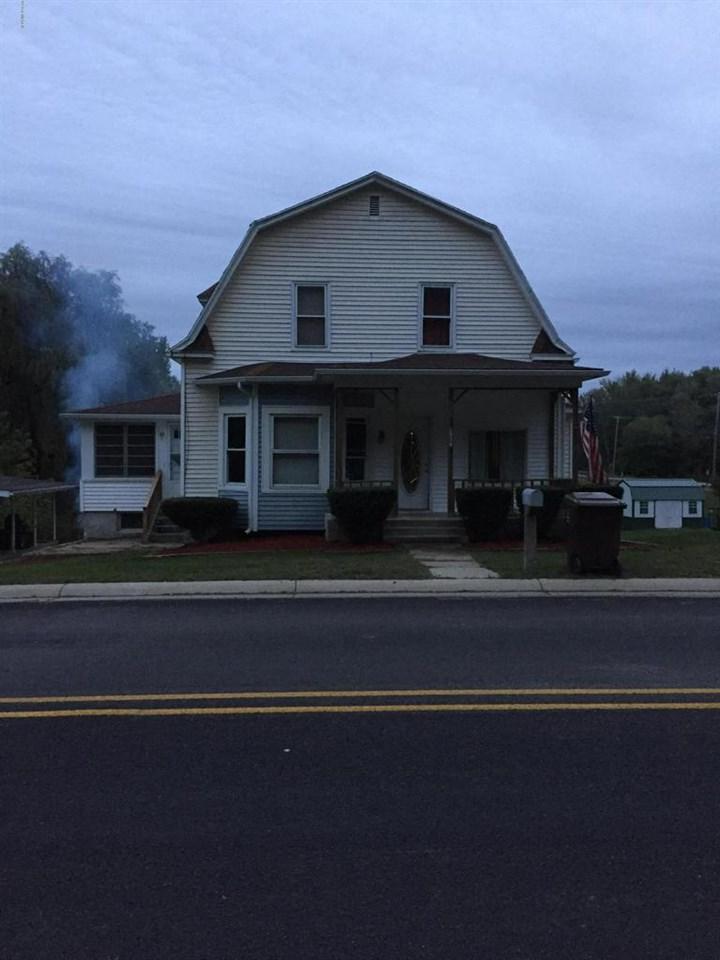 1367 Riverside Dr - Photo 1