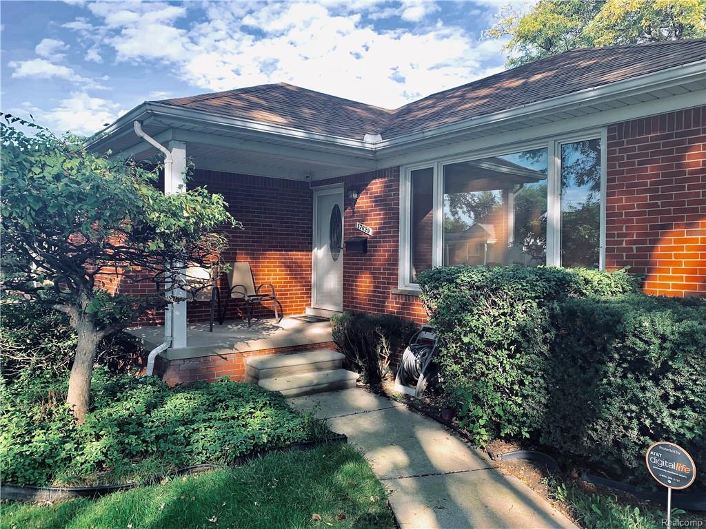 17629 Sprenger Ave - Photo 1