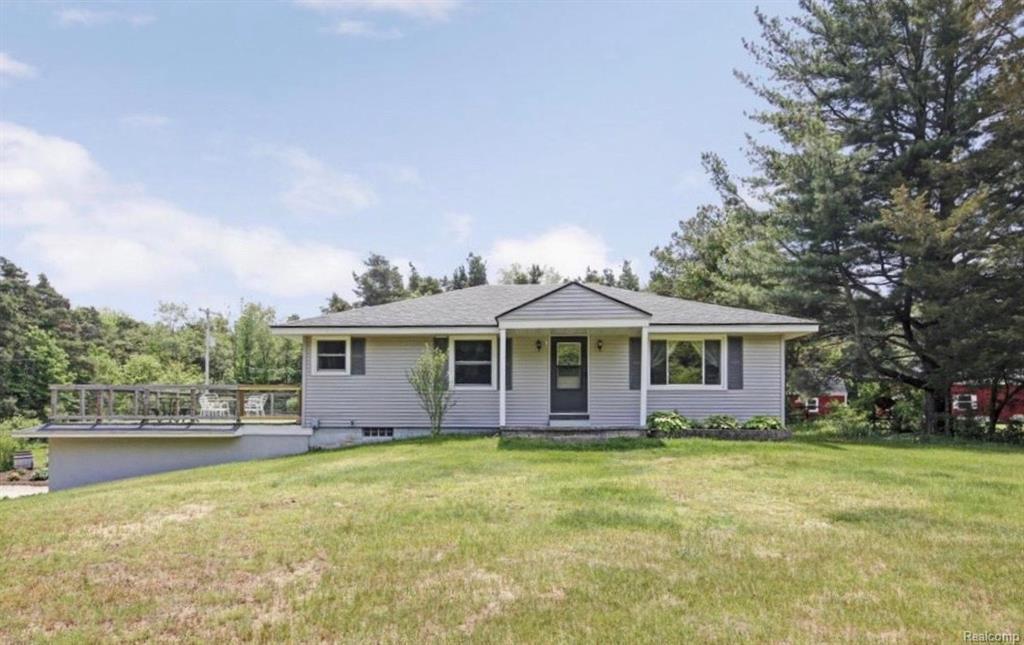 6568 142ND AVE - Photo 1