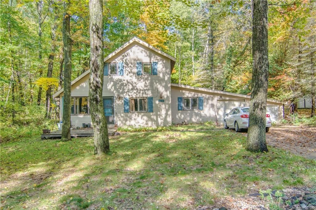 12110 Victoria Dr - Photo 1