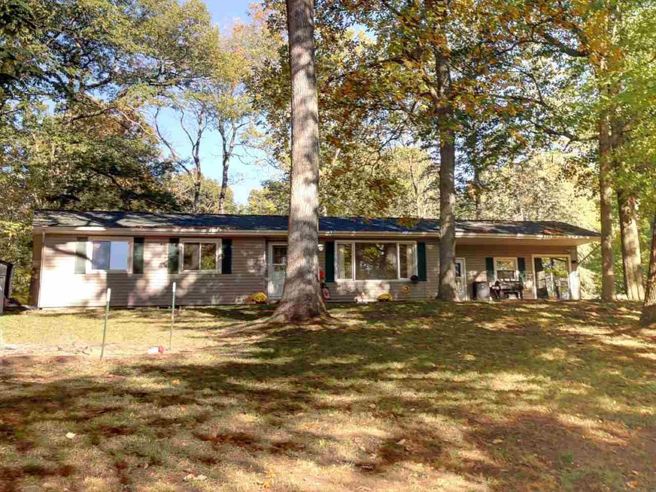 201 Lake Hills Dr - Photo 1
