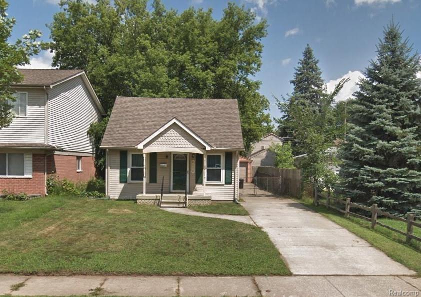 8308 Fenton St - Photo 1