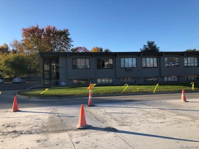 16291 Fourteen Mile Rd - Photo 1