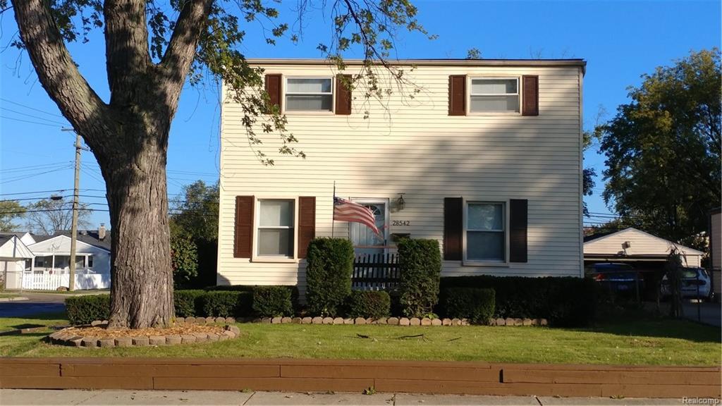 28542 Beechwood St - Photo 1