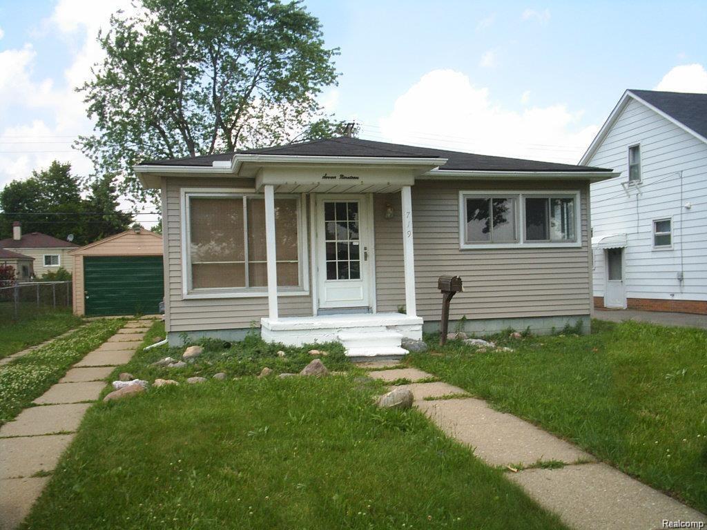 719 Madison - Photo 1