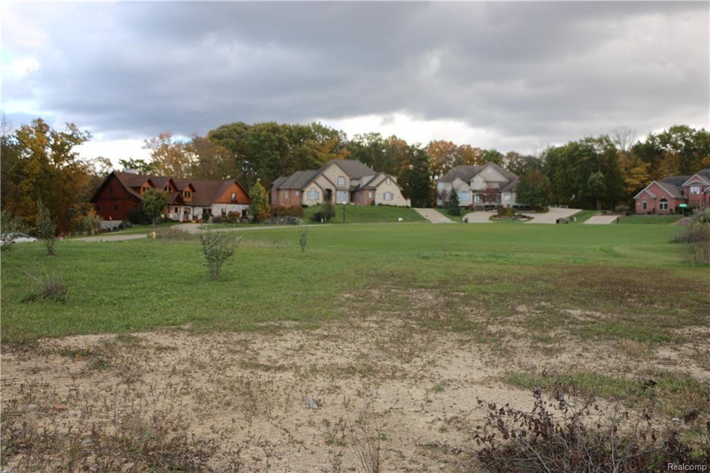 3311 Creekview Dr - Photo 1