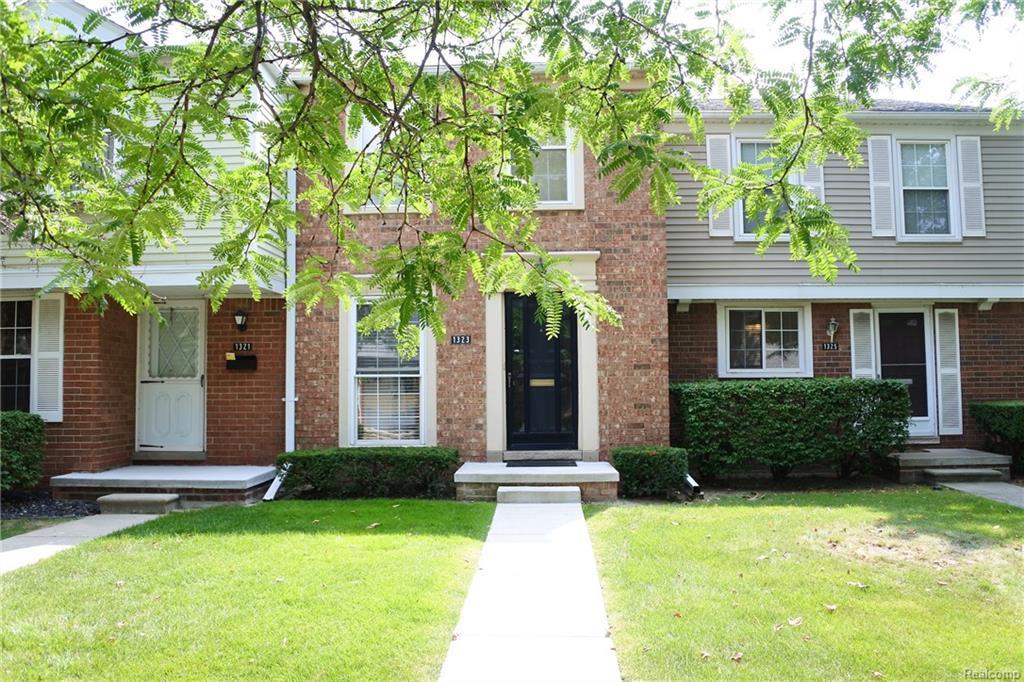 1323 Woodbridge St - Photo 1