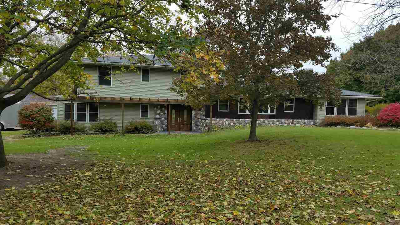 1920 Bridge Rd - Photo 1