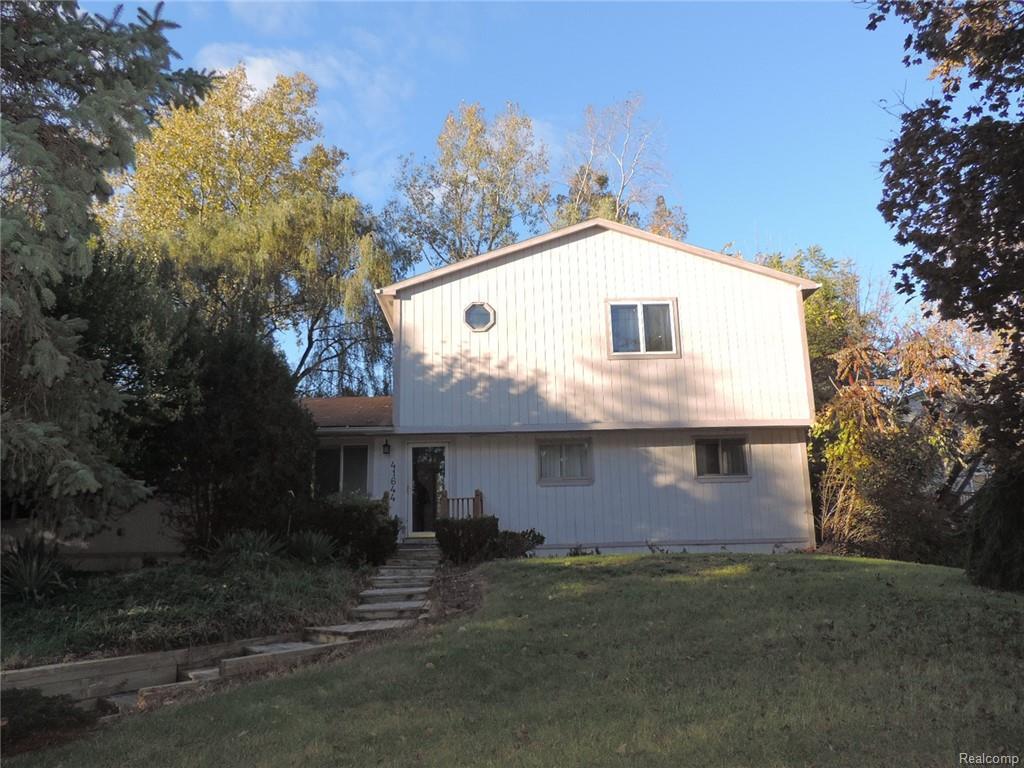 41644 Fourteen Mile Rd - Photo 1