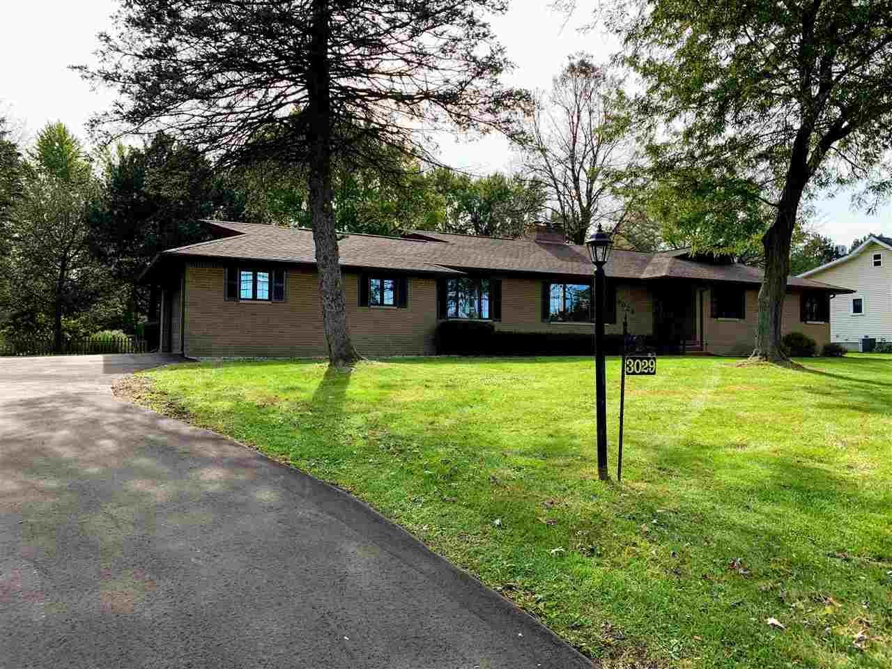 3029 Grand Blanc - Photo 1
