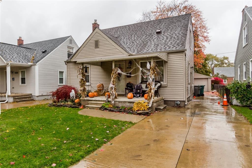 3237 Pardee Ave - Photo 1